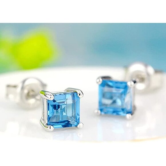 18k White Gold Plated Lake Blue Square Stud Earrings - Picture 1 of 4